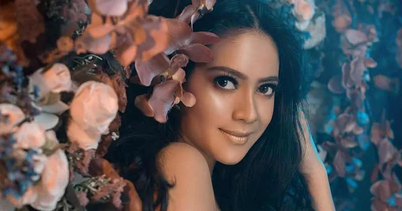 Rini Yulianti Jatuh Cinta Dengan Sosok yang Belum Ditemuinya