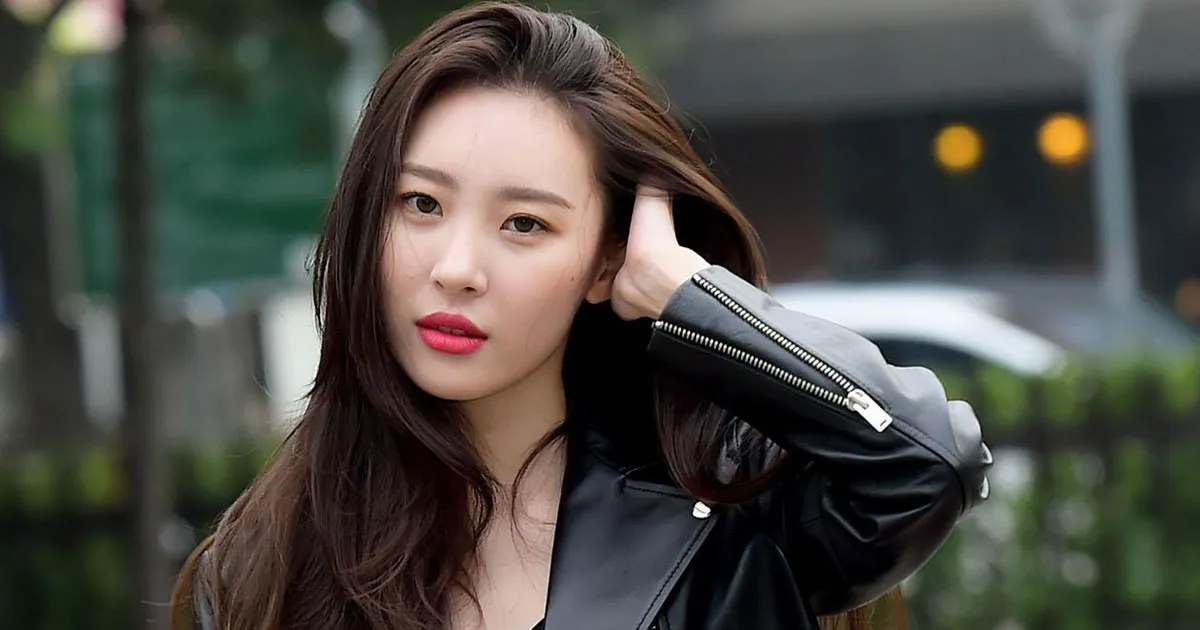 Sunmi Mendadak Pingsan Saat Manggung di Music Bank