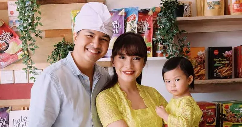 Glenn Alinskie Bawa Anak Istri ke Area Kolam Saat Gempa Bumi