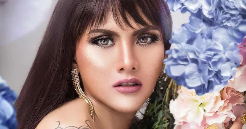 Evelin Nada Anjani Makin PD Lakukan Pemotretan Full Makeup