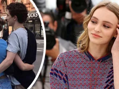 pacar lily rose depp dan timothee chalamet