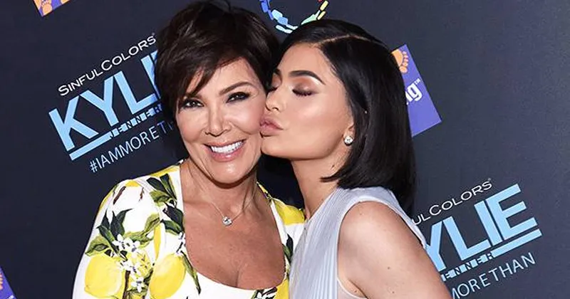 Kylie Jenner Beri Kejutan Spektakuler untuk Ultah Sang Bunda