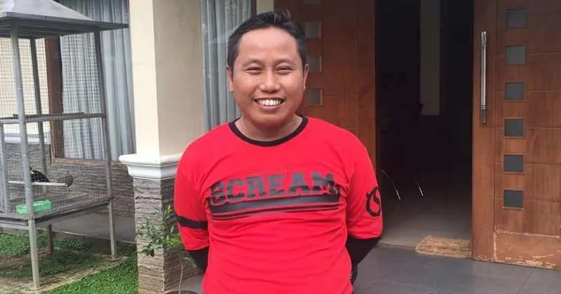 Menelusur Rumah Narji Cagur yang Dilengkapi dengan Kandang Besar