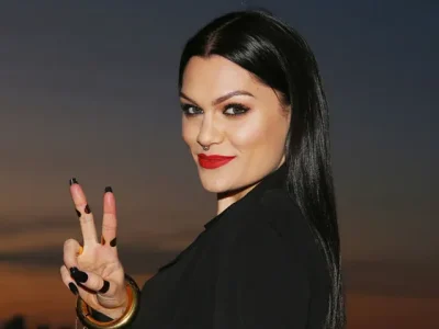 Jessie-J-tak-bisa-punya-anak