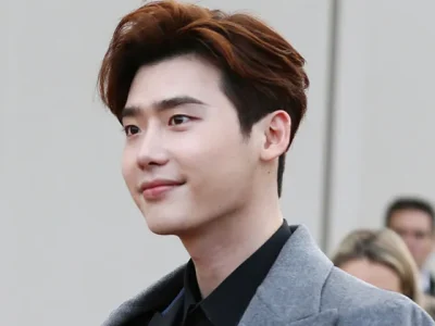 lee-jong-suk-dideportasi