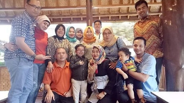 pacar-baru-daus-mini-shelvie-hana-wijaya-6