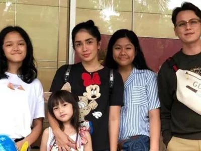 Anak Ussy Sulistiawaty