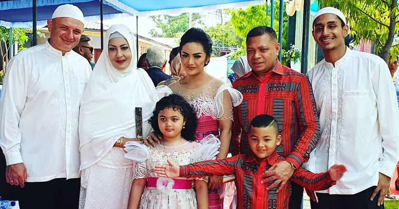 Krisdayanti Semprot Netizen di Potret Bahagia Mantan Istri Raul Lemos