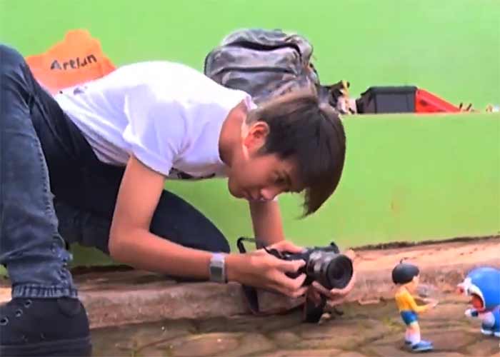 Artis yang koleksi action figure