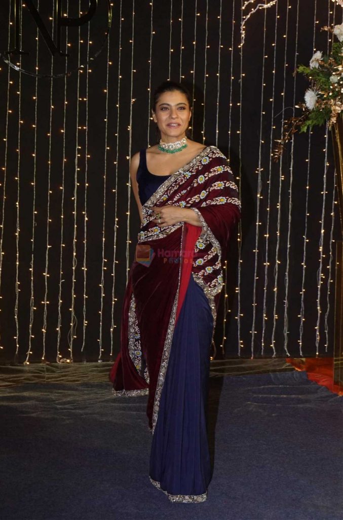 kajol-hamara-di resepsi-pernikahan-priyanka chopra