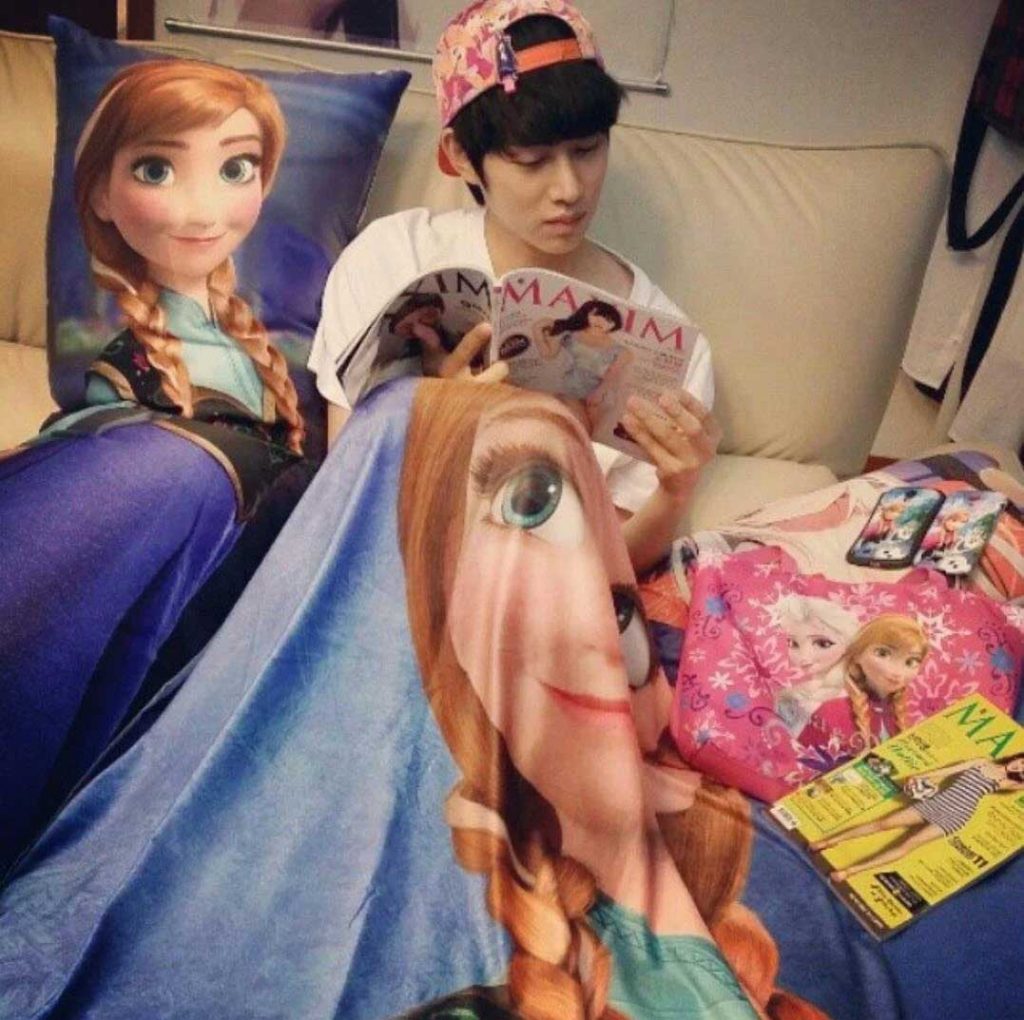 koleksi-idol-k-pop-heechul
