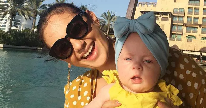 10 Potret Menggemaskan Bayi Marissa Nasution Berlibur di Dubai