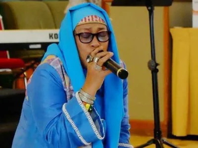 Renny Djajoesman di konser lintas generasi