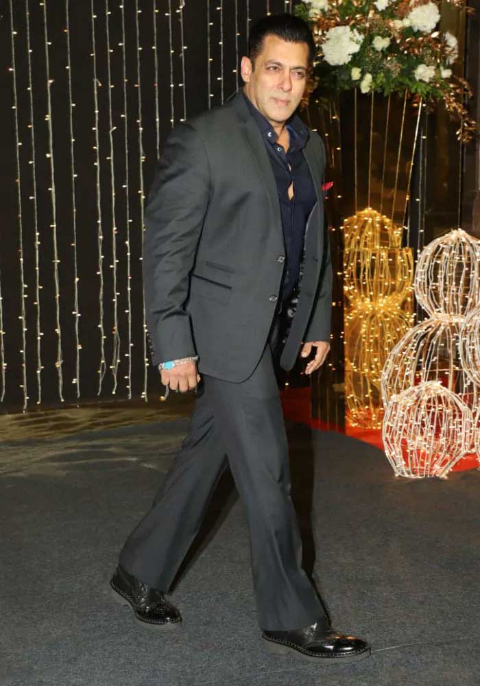 salman khan di resepsi-pernikahan-priyanka chopra