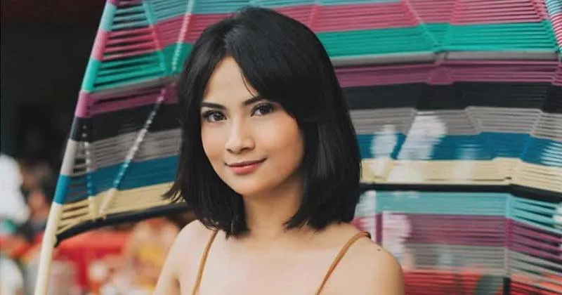 Kebenaran Dibalik Beredarnya Foto Bugil Vanessa Angel