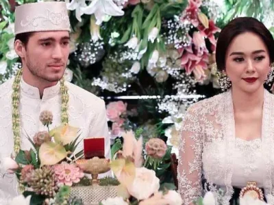 kehamilan-aura-kasih