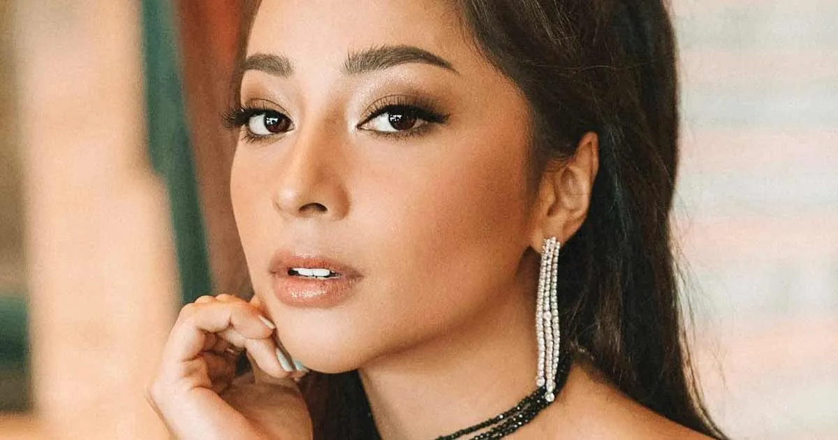 Nikita Willy Bocorkan Rahasia di Balik Perut Rampingnya