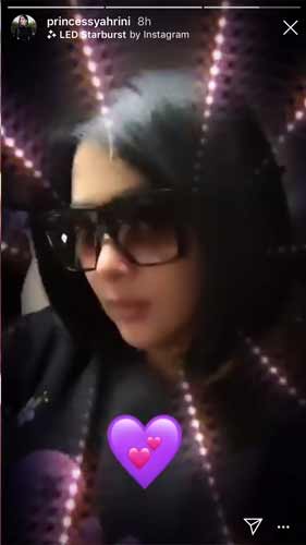 unggahan syahrini love purple