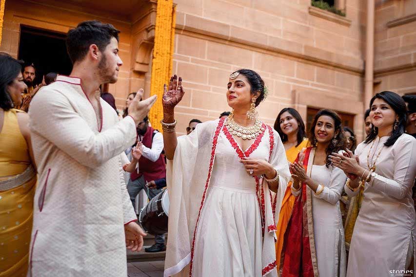 upacara-haldi-pernikahan-priyanka chopra 4