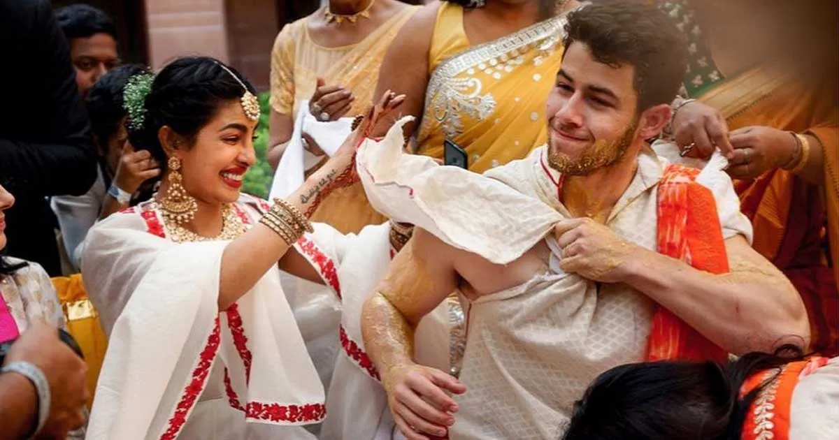 Terkuak! Serunya Upacara Haldi Pernikahan Priyanka Chopra dan Nick