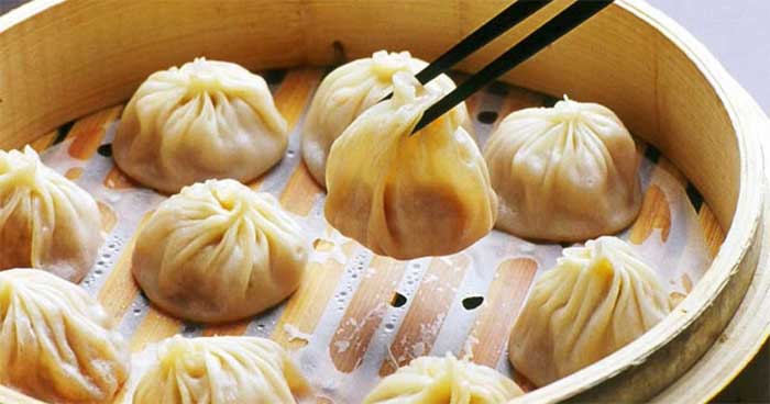 Makanan wajib Imlek