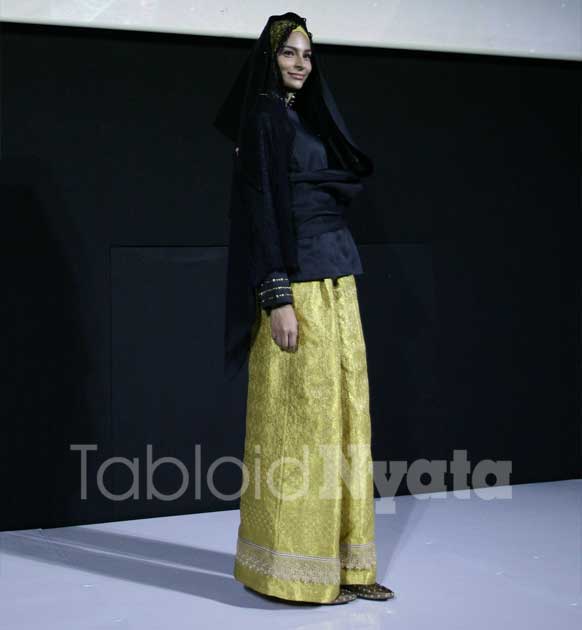 busana muslim shafira