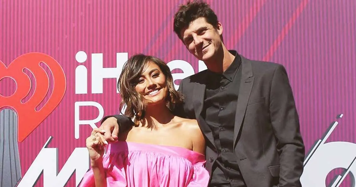 Makin Lengket! 4 Potret Agnez Mo dan Pacarnya di iHeartRadio Music Awards