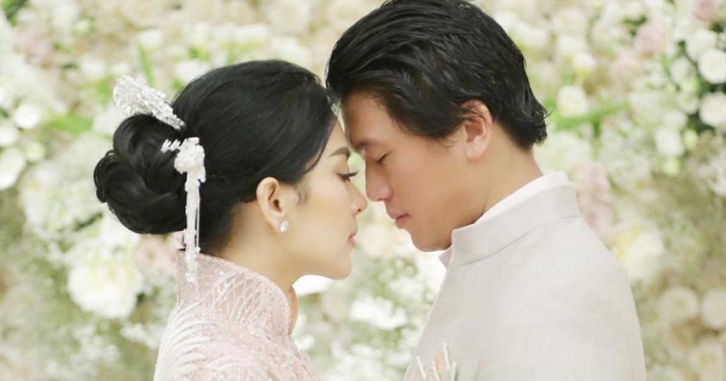 kisah cinta syahrini dam reino barack