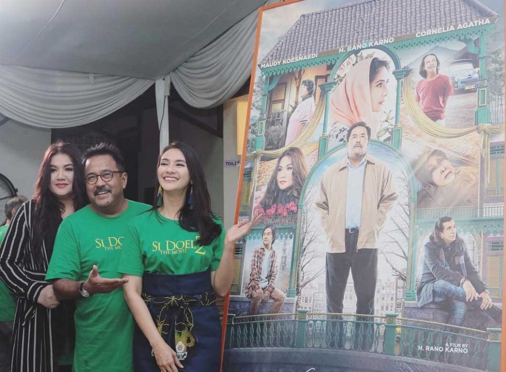 gaya maudy koesnaedi dan cornelia agatha