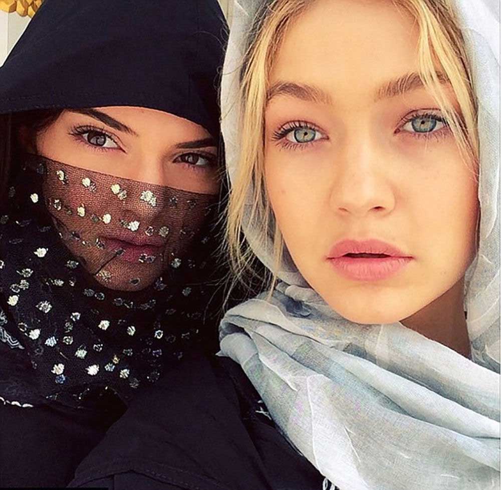 gigi-hadid-dan-kendall-jenner berhijab