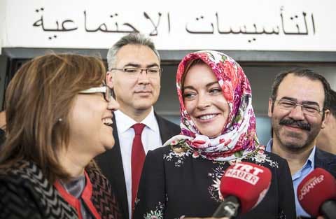 lindsay-lohan-berkerudung