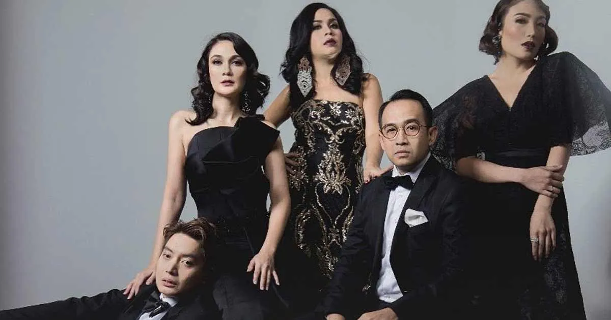 10 Potret Bahagia Luna Maya dengan Sahabat Sukses Bikin Baper
