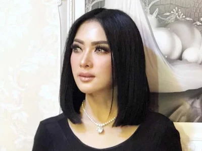 Syahrini dan Soimah