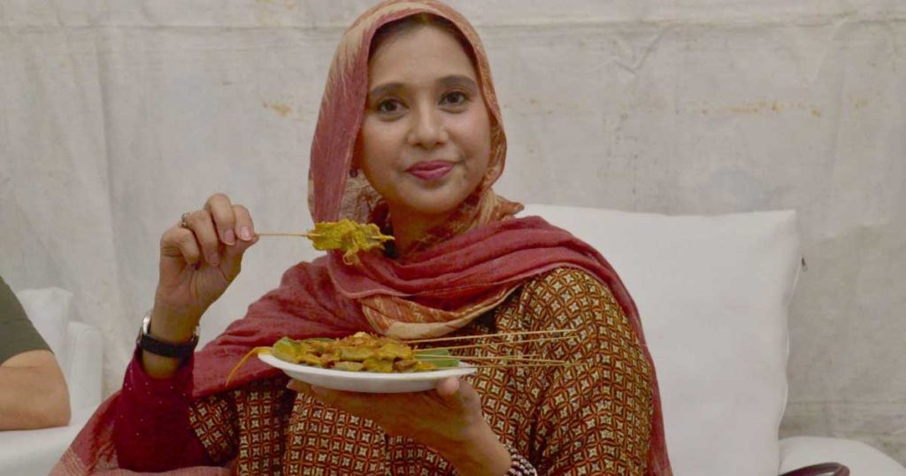ayu-azhari