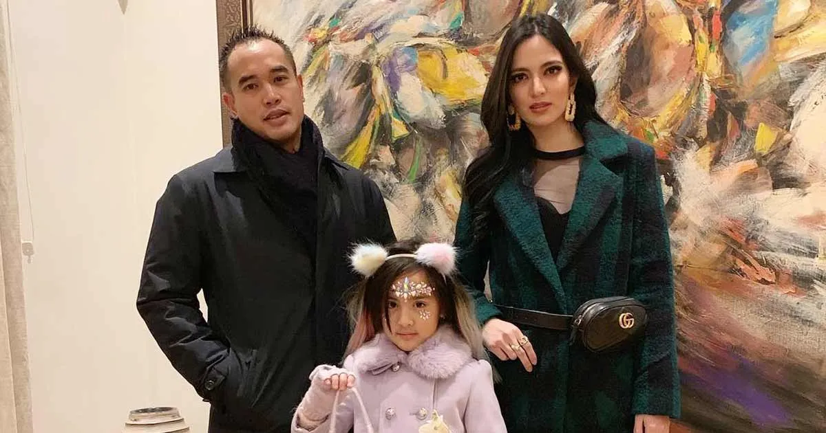 Nia Ramadhani Dapat Kado Istimewa di Anniversary ke-9