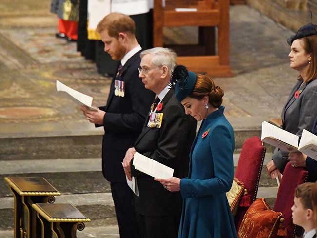 pangeran-harry-dan-kate-middleton di anzac day