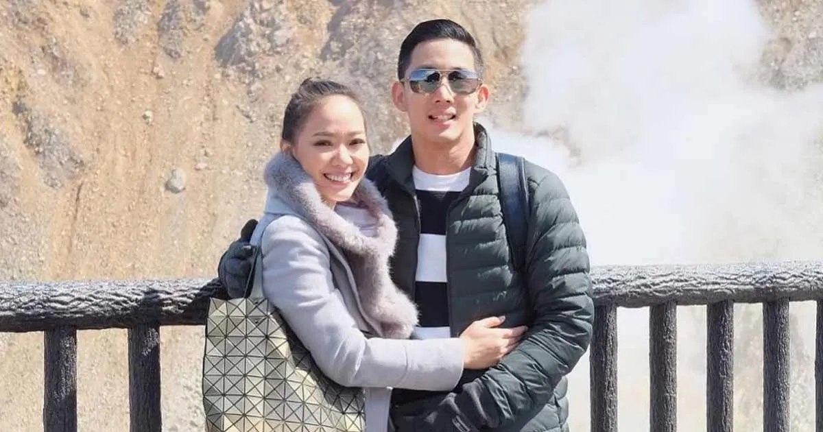 Romantisnya Yuanita dan Indra Saat di Bawah Bunga Sakura