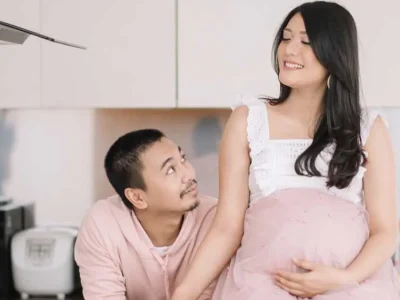 anissa aziza melahirkan nama anak raditya dika