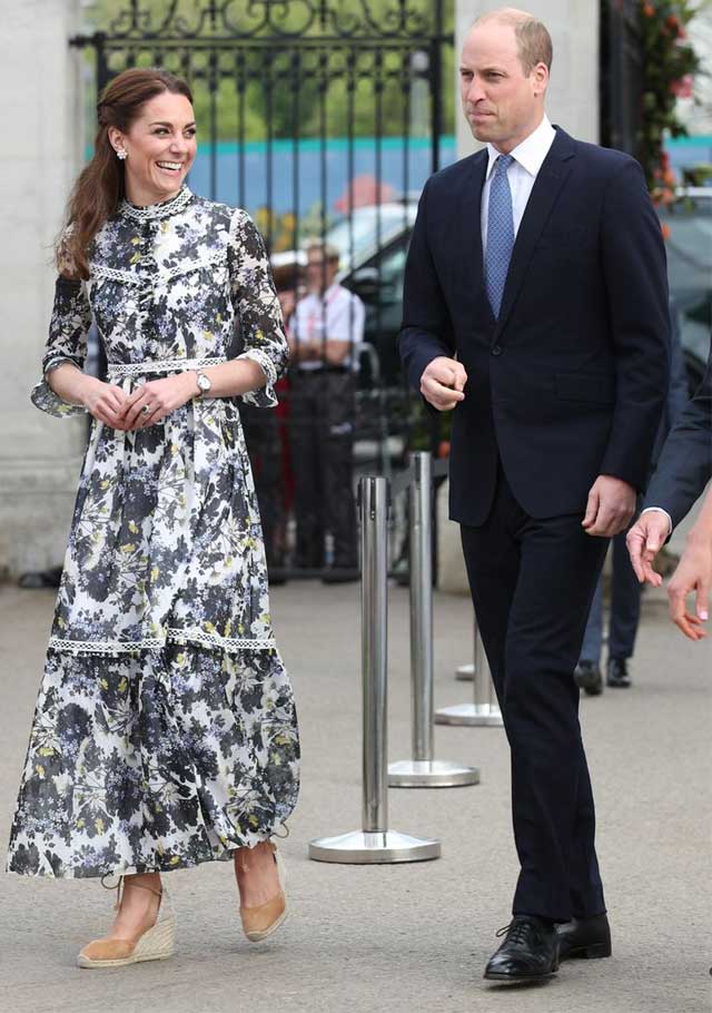 gaya-baju-kate-middleton minggu ini bulan mei
