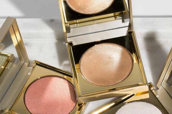 highlighter-untuk-kulit-sawo-matang