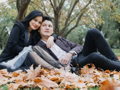 Titi Kamal dan Christian Sugiono