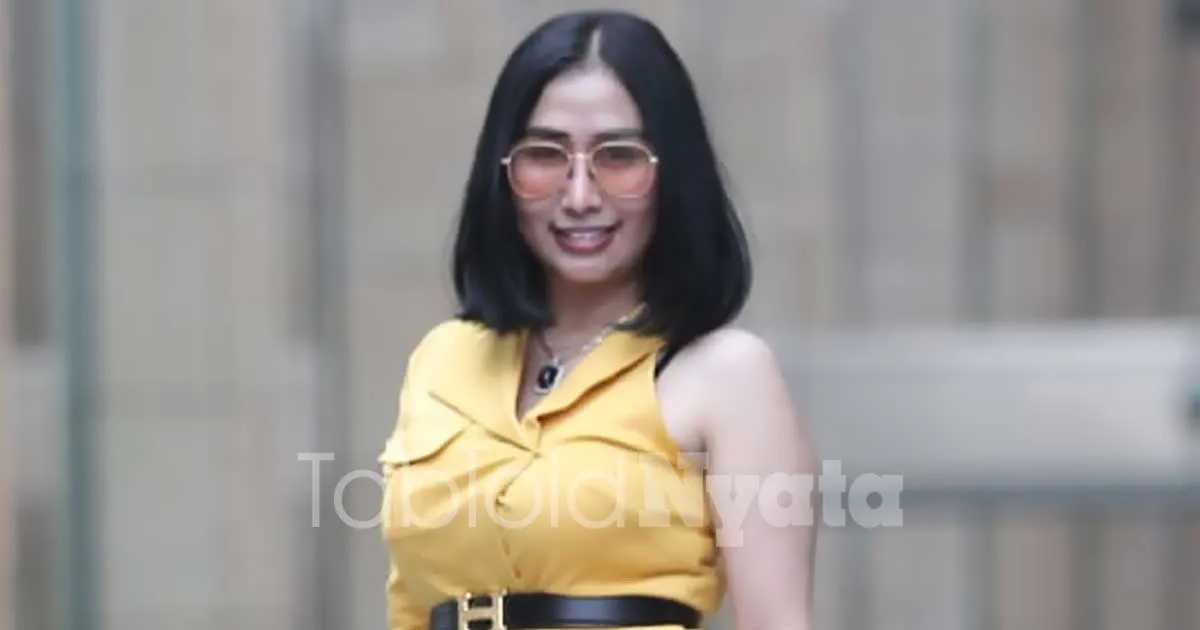 Sidang Perdana Digelar, Pedangdut Ratna Dilla ‘Kabur’ ke Malaysia
