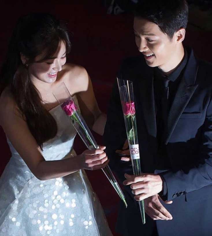 Foto mesra song hye kyo