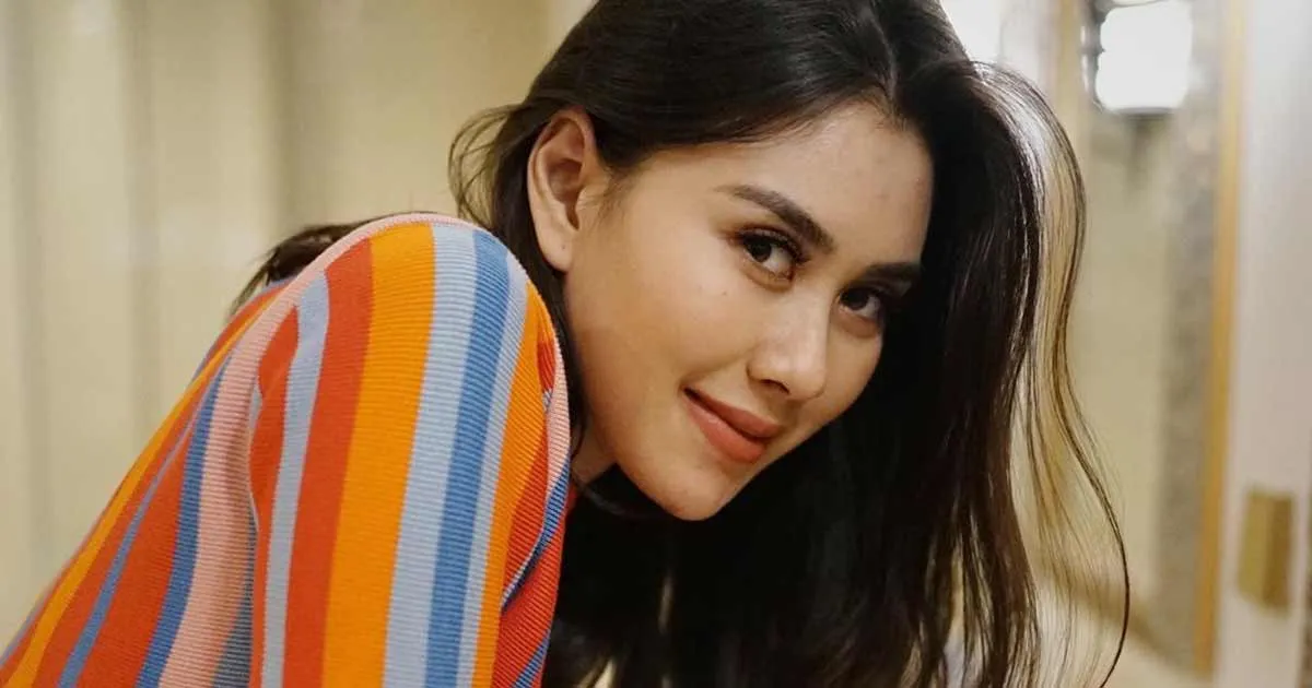 Syahnaz Dikritik Gara-gara Keliling Mall dengan Kursi Roda