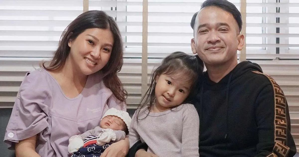 Melihat Harga Selimut Mewah Anak Ruben Onsu yang Baru Lahir