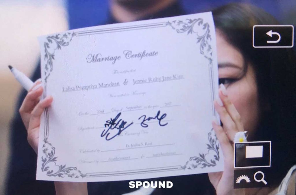 jennie-dan-lisa-blackpink menikah