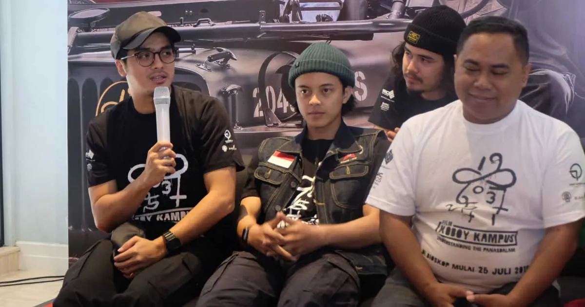 Ketika Ricky Harun Dapat Kehormatan dari Pidi Baiq