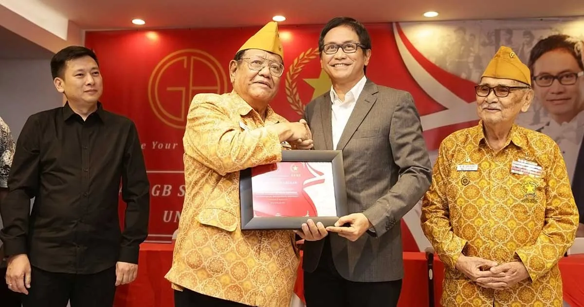 Pimpin Para Veteran Menyanyi, Addie MS Tak Kuasa Bendung Air Mata