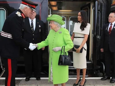 kereta-kerajaan-ingris-royal-family