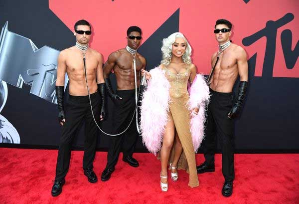 nikita-dragun